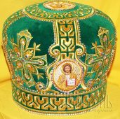 №1583 Митра зелёная tr золотая нить