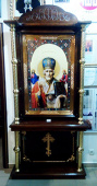 №14267 Киот резной деревянный напольный