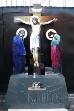 №8024 Крест Голгофа в церковь резная литографическая малая Распятие с предстоящими