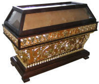 №1387 Гробница резная